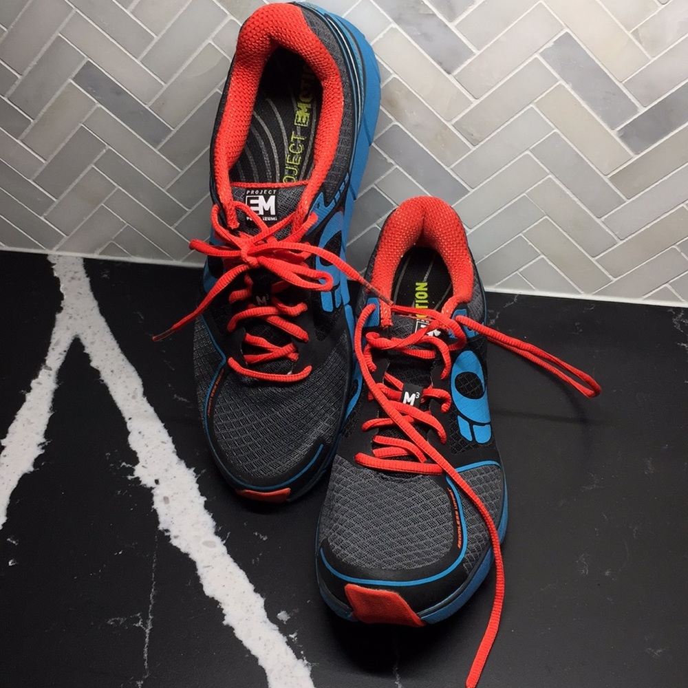 Men’s IQ Project EM Pearl Izumi running shoe